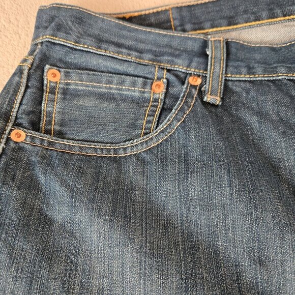 Levi’s 501 Original Fit Men’s Jeans W34 L32  Button Fly Blue Denim - Picture 4 of 12